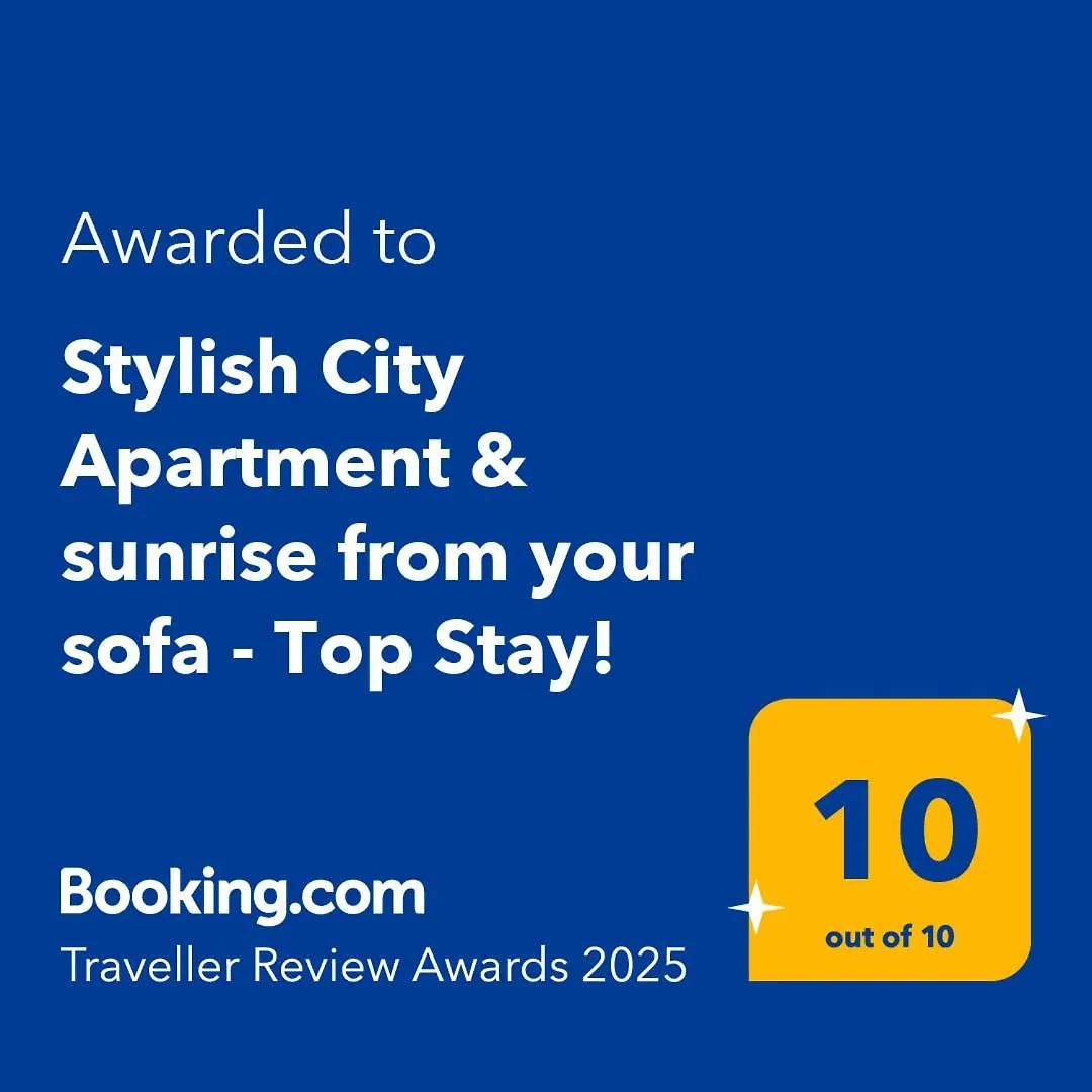 Stylish City Apartment & Sunrise From Your Sofa - Top Stay! Lisboa Portugal